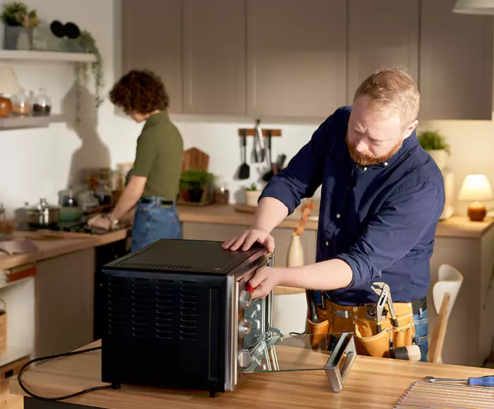 Top-Rated Oven Specialists: Your Certified Oven Repair Technician Crew in Pittsfield, MA