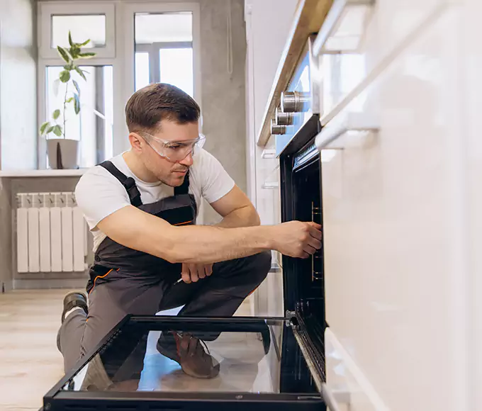 Why Pittsfield Bakers Rely on Pittsfield Appliance Pro for Every Electric Oven Fix?