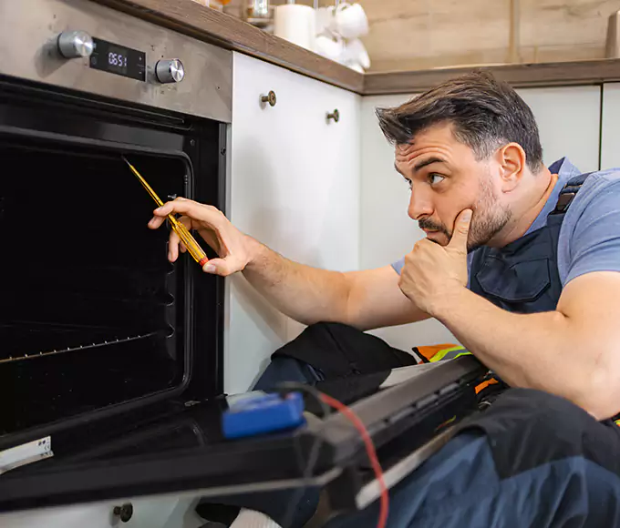 Why Pittsfield Households Choose Pittsfield Appliance Pro for Every Gas Oven Fix?